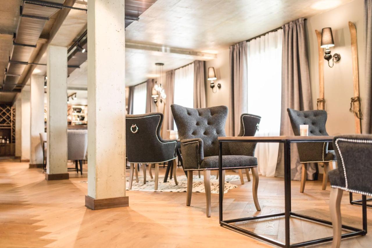 Hotel Arietes Marmont 4*